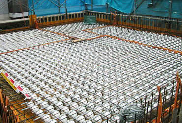 床の重量を軽量化 梁をなくす特殊工法